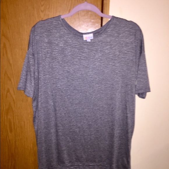 LuLaRoe Tops - Gorgeous weathered grey quarter sleeved blouse